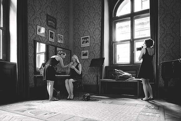 Edel Sanders - Prague Debut