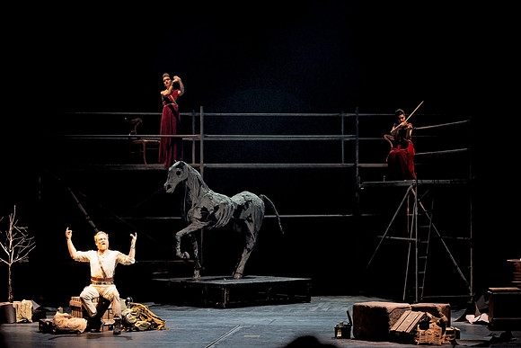 Iliad- Estates Theater