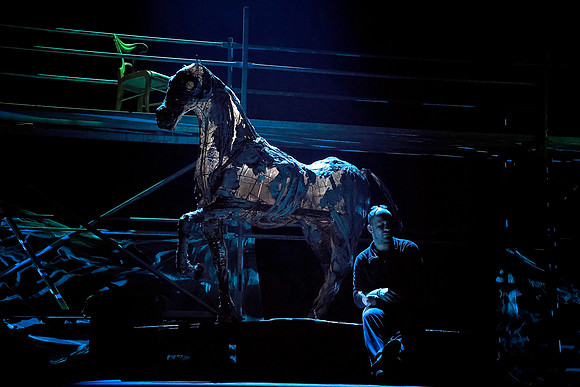 Iliad- Estates Theater