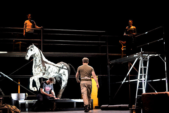 Iliad- Estates Theater