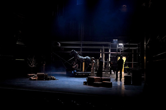 Iliad- Estates Theater